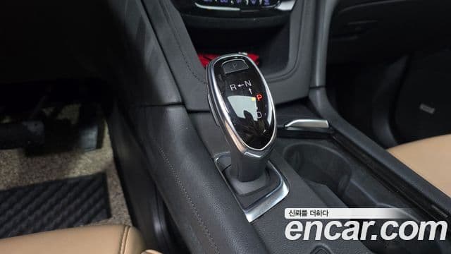 Cadillac XT5 3.6 Platinum AWD, 2019 9