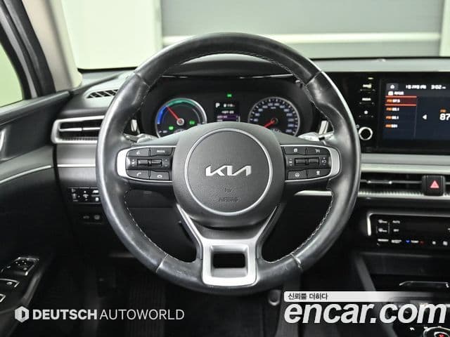 Kia K5 гибрид 3세대 Prestige, 2023 13