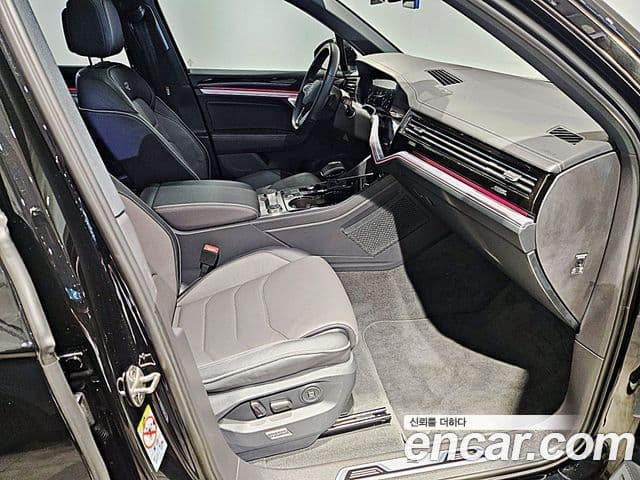 Volkswagen Touareg 3세대 3.0 TDI R-Line, 2023 16