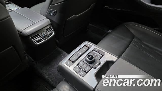 Genesis G80 Premium Luxury, 2017 18