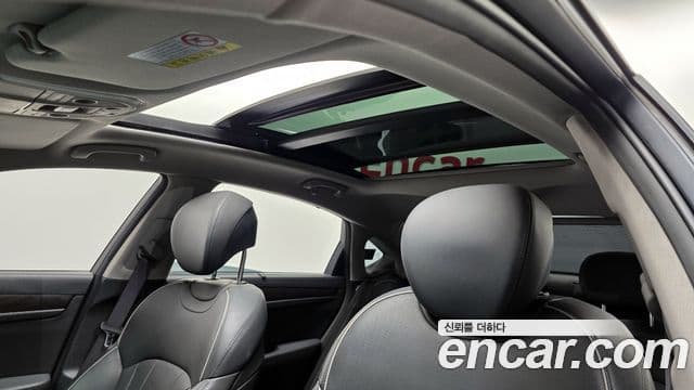 Genesis G80 Premium Luxury, 2017 19