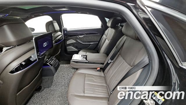 Audi A8 (D5) 55 TFSI Quattro LWB, 2021 12