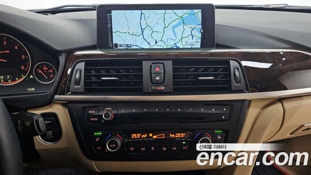 BMW 3시리즈 (F30), 2015 14