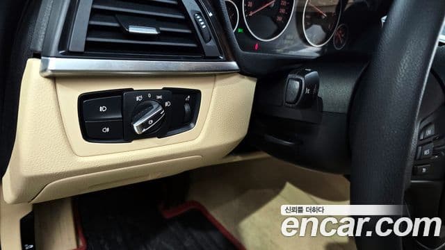 BMW 3시리즈 (F30), 2015 18