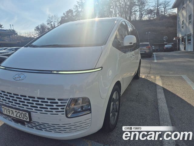Hyundai Staria Modern, 2022 2