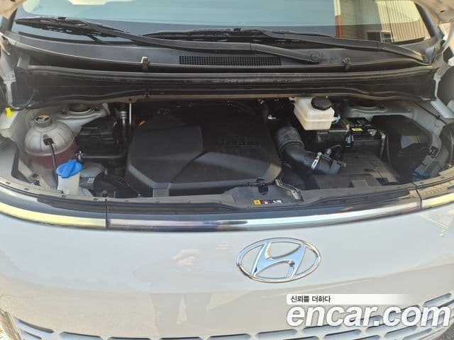 Hyundai Staria Modern, 2022 18