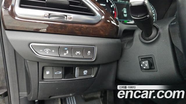 Genesis EQ900 Luxury, 2018 15