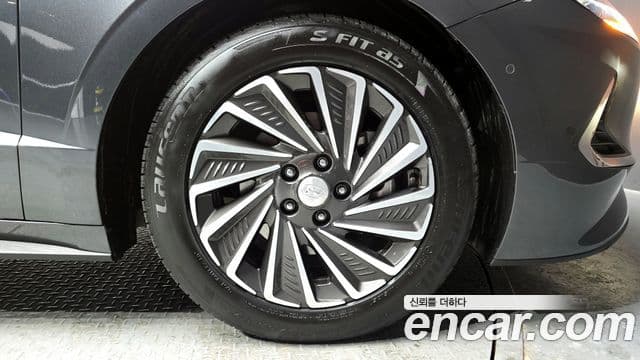 Hyundai Sonata гибрид (DN8) Premium Plus, 2022 все фото