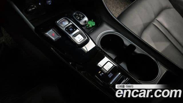 Hyundai Sonata гибрид (DN8) Premium Plus, 2022 9