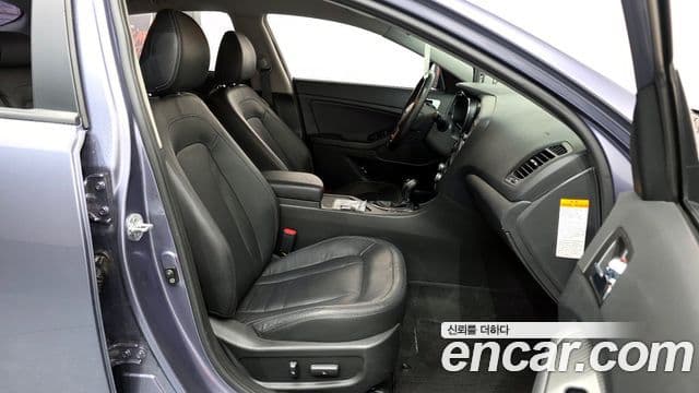 Kia K5 гибрид Prestige, 2013 11