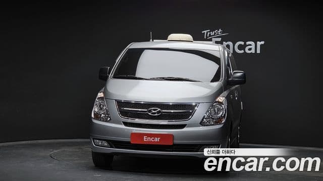 Hyundai Grand Starex кемпер, 2011 3
