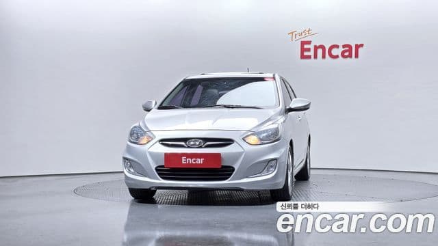 Hyundai Accent(новый кузов / новое поколение) Premier, 2013 3