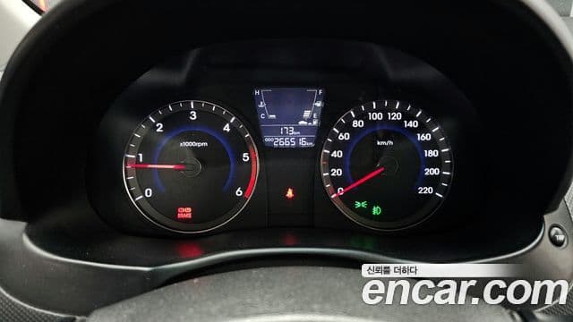 Hyundai Accent(новый кузов / новое поколение) Premier, 2013 8