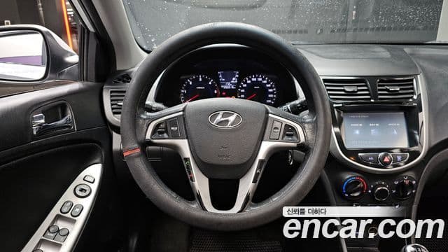 Hyundai Accent(новый кузов / новое поколение) Premier, 2013 13