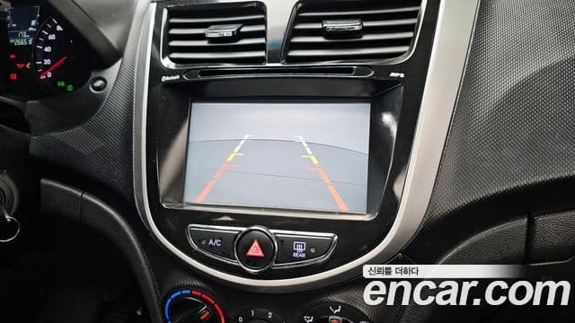 Hyundai Accent(новый кузов / новое поколение) Premier, 2013 16