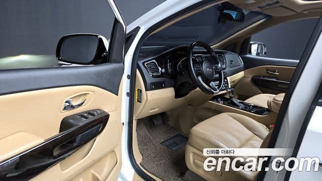 Kia The / новый New Carnival Prestige, 2020 11