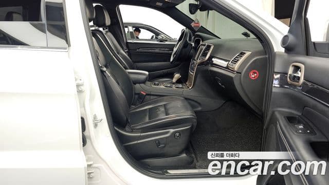 Jeep Grand Cherokee WK2, 2017 11