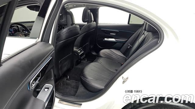 Mercedes-Benz E-класс W214 Avantgarde, 2024 12