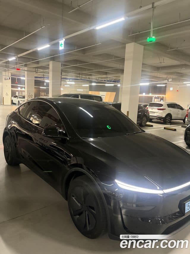 Tesla модель Y, 2025 3