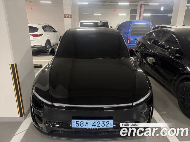 Tesla модель Y, 2025 7