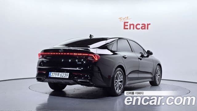 Kia K5 гибрид 3세대 Signature, 2021 2