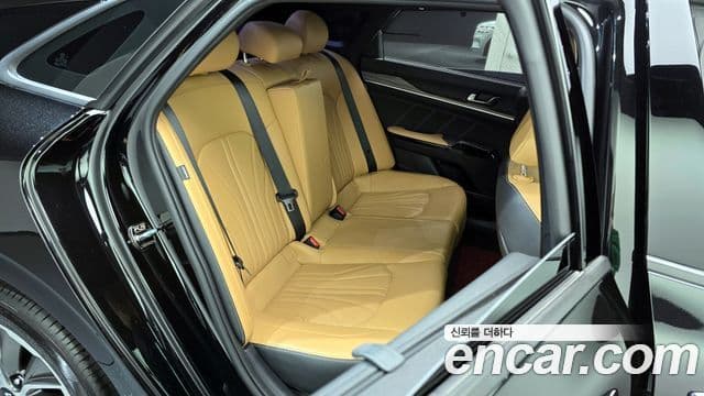 Kia K5 гибрид 3세대 Signature, 2021 12