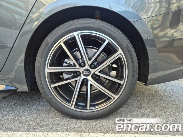 Audi A5 (B10) 40 TFSI Quattro S Line, 2025 18