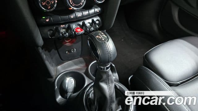 Mini Cooper 3세대, 2016 9