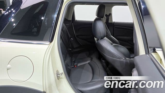 Mini Cooper 3세대, 2016 12