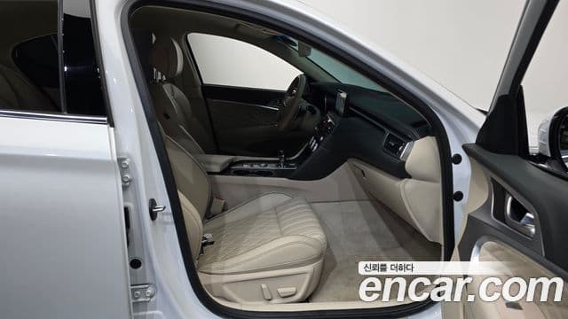 Genesis The / новый New G70, 2022 11