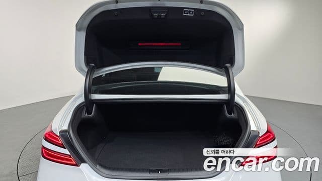 Genesis The / новый New G70, 2022 20