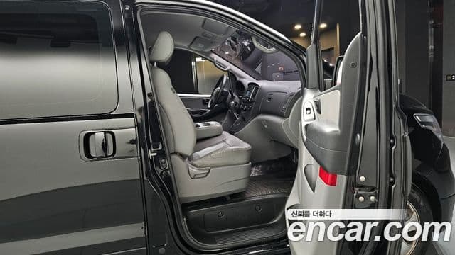 Hyundai The / новый New Grand Starex Smart, 2019 11