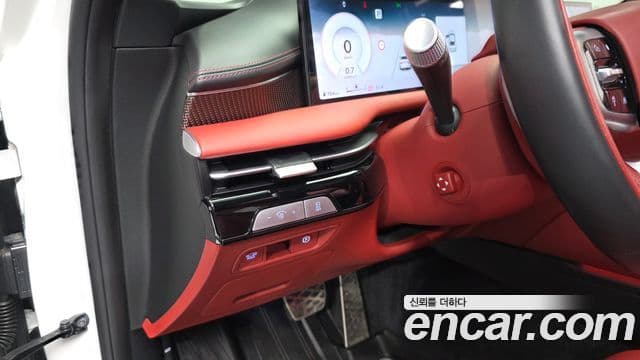 Genesis G80 (RG3) бензин 2.5 турбо AWD, 2025 14