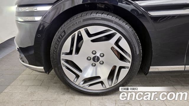 Genesis G90 (RS4) бензин 3.5 турбо e-S/C AWD LWB, 2022 все фото