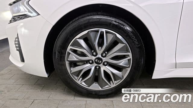 Kia K5 гибрид 3세대 Prestige, 2021 все фото