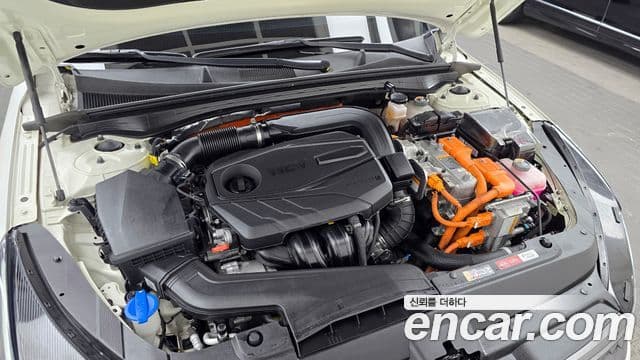 Kia K5 гибрид 3세대 Prestige, 2021 6