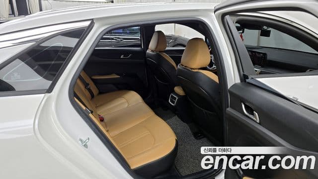 Kia K5 гибрид 3세대 Prestige, 2021 12