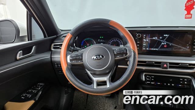 Kia K5 гибрид 3세대 Prestige, 2021 13