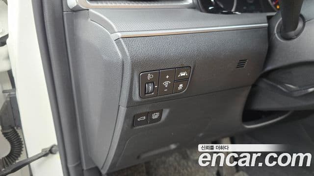 Kia K5 гибрид 3세대 Prestige, 2021 17