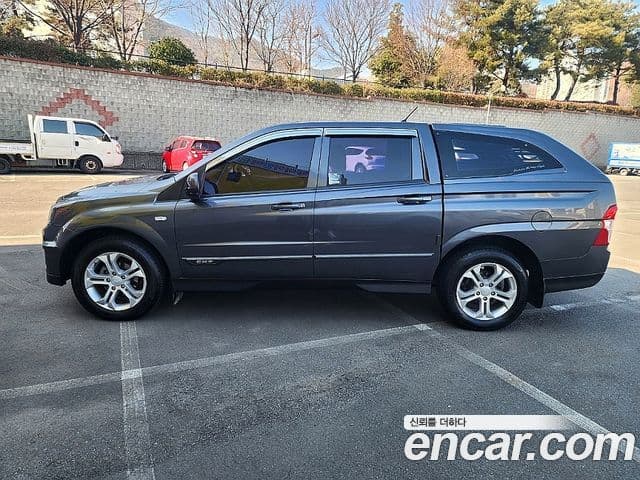 KG모빌리티(SsangYong) Korando Sport Fashion, 2014 3