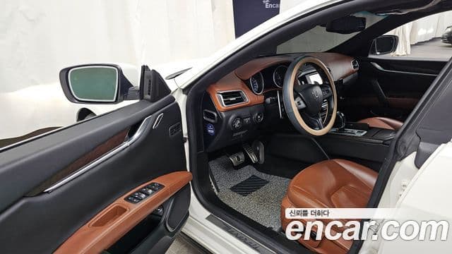 Maserati 기블리 3세대, 2016 10