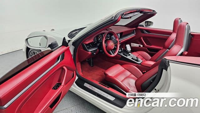 Porsche 911 (992) Carrera 4S кабриолет, 2021 11