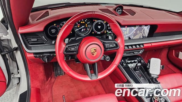 Porsche 911 (992) Carrera 4S кабриолет, 2021 13