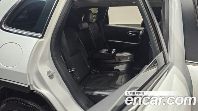 Jeep Cherokee(KL) 2.4 Limited AWD, 2021 12