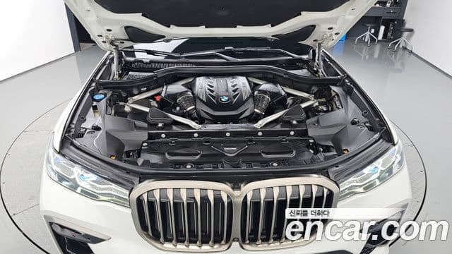 BMW X7 (G07) M50i 6인승, 2021 6