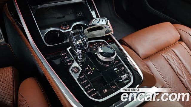 BMW X7 (G07) M50i 6인승, 2021 9