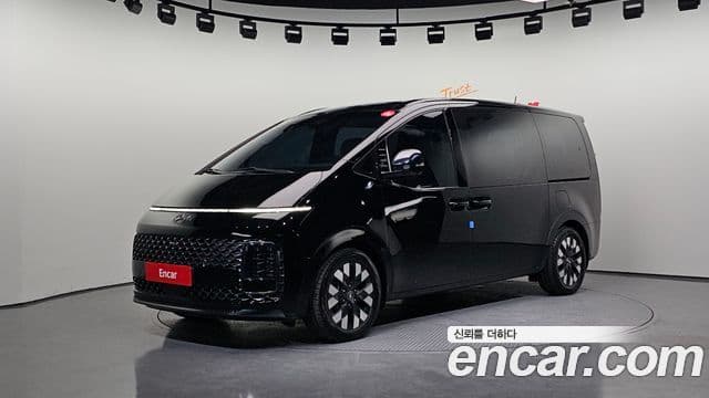 Hyundai Staria Inspiration, 2022 1