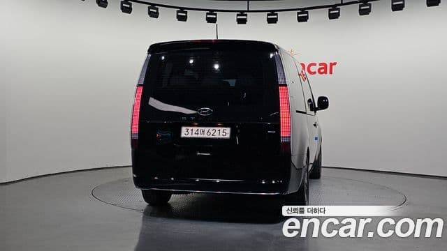 Hyundai Staria Inspiration, 2022 4