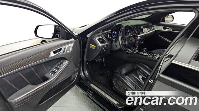 Genesis G80 Sport, 2017 10