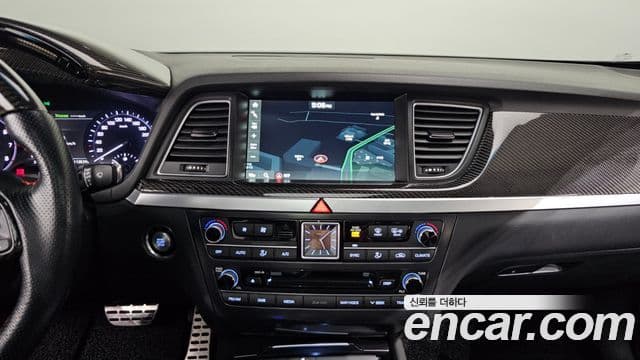 Genesis G80 Sport, 2017 14